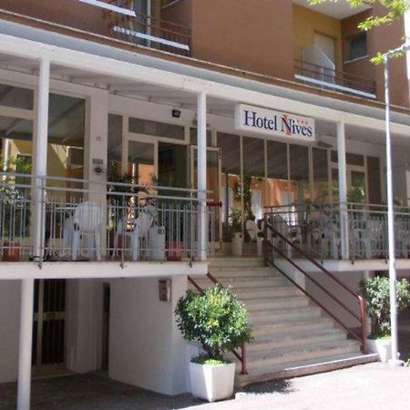 Hotel Nives Rimini Exterior foto